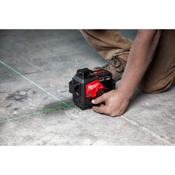 Milwaukee M12 Green 360° 3-Plane Laser Kit - Image 4